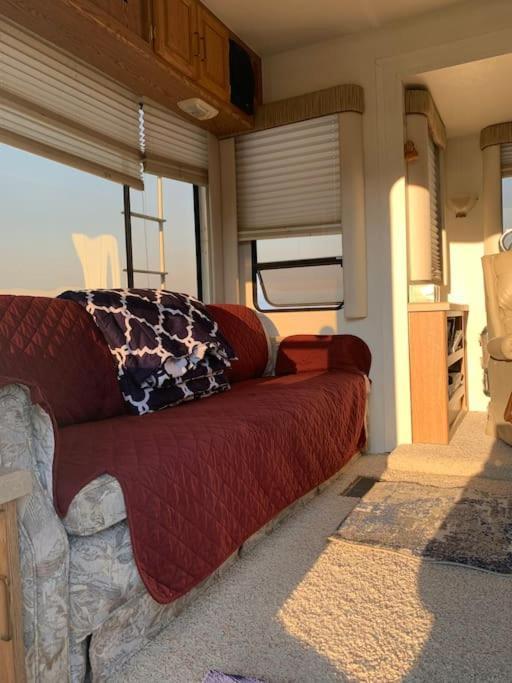 Ferienwohnung Mission Mountain Camper Saint Ignatius Exterior foto