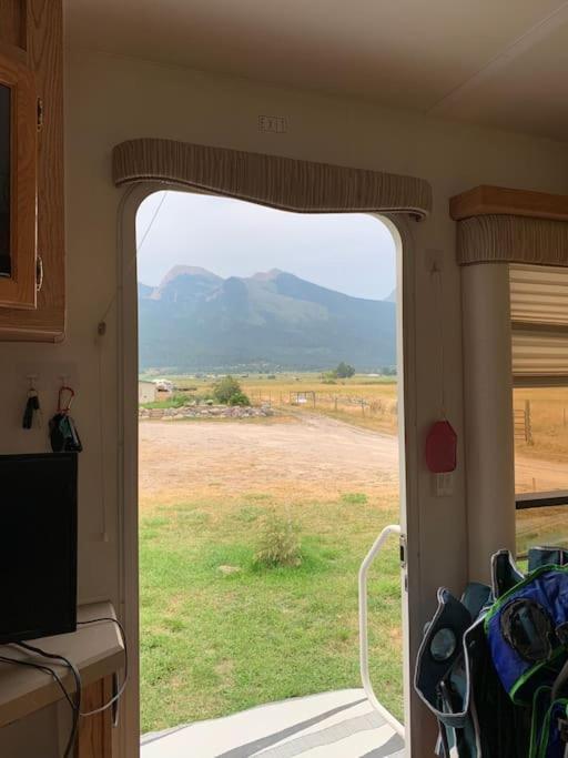 Ferienwohnung Mission Mountain Camper Saint Ignatius Exterior foto
